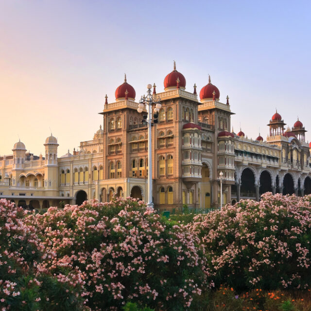 https://k2holidays.com/wp-content/uploads/2023/07/Mysore-640x640.jpg